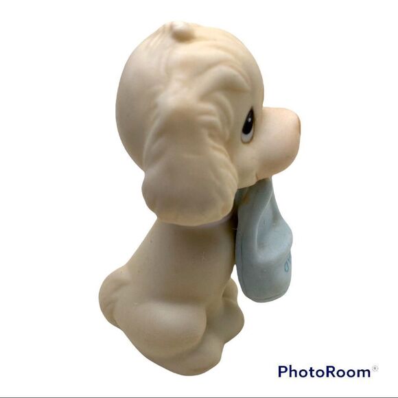 Vintage 1982 Enesco Precious Moments Puppy Holding Slippers- Retired - Picture 2 of 6